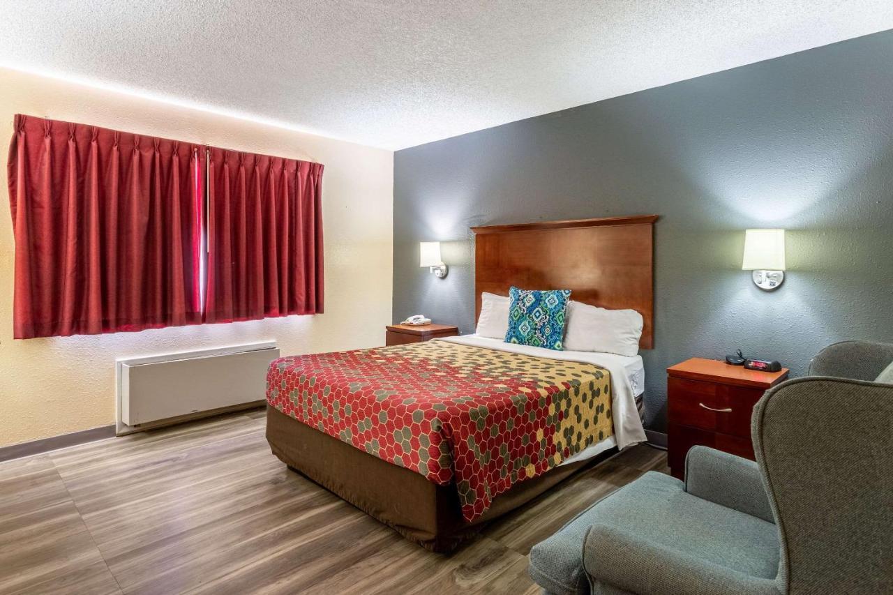 Econo Lodge Gallup Buitenkant foto