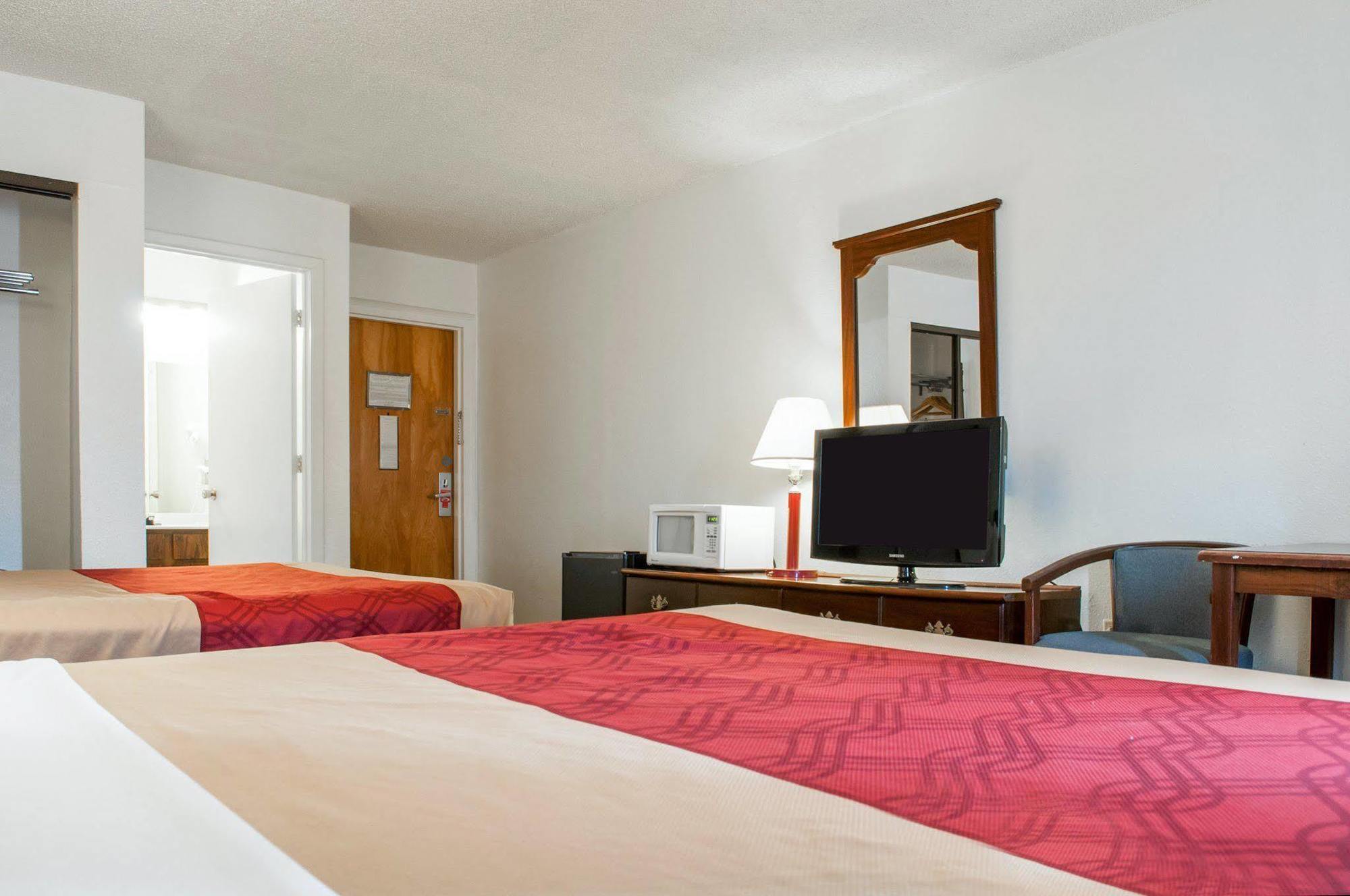 Econo Lodge Gallup Buitenkant foto